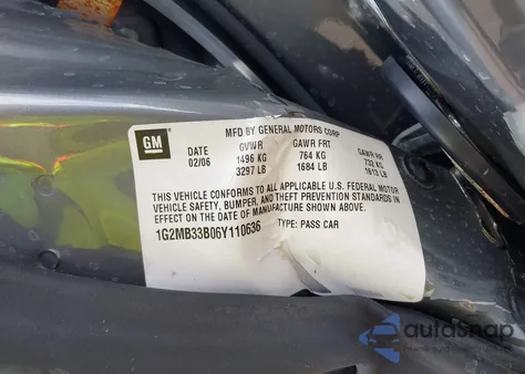 2006 Pontiac Solstice из США, поврежденный, VIN 1G2MB33B06Y110636